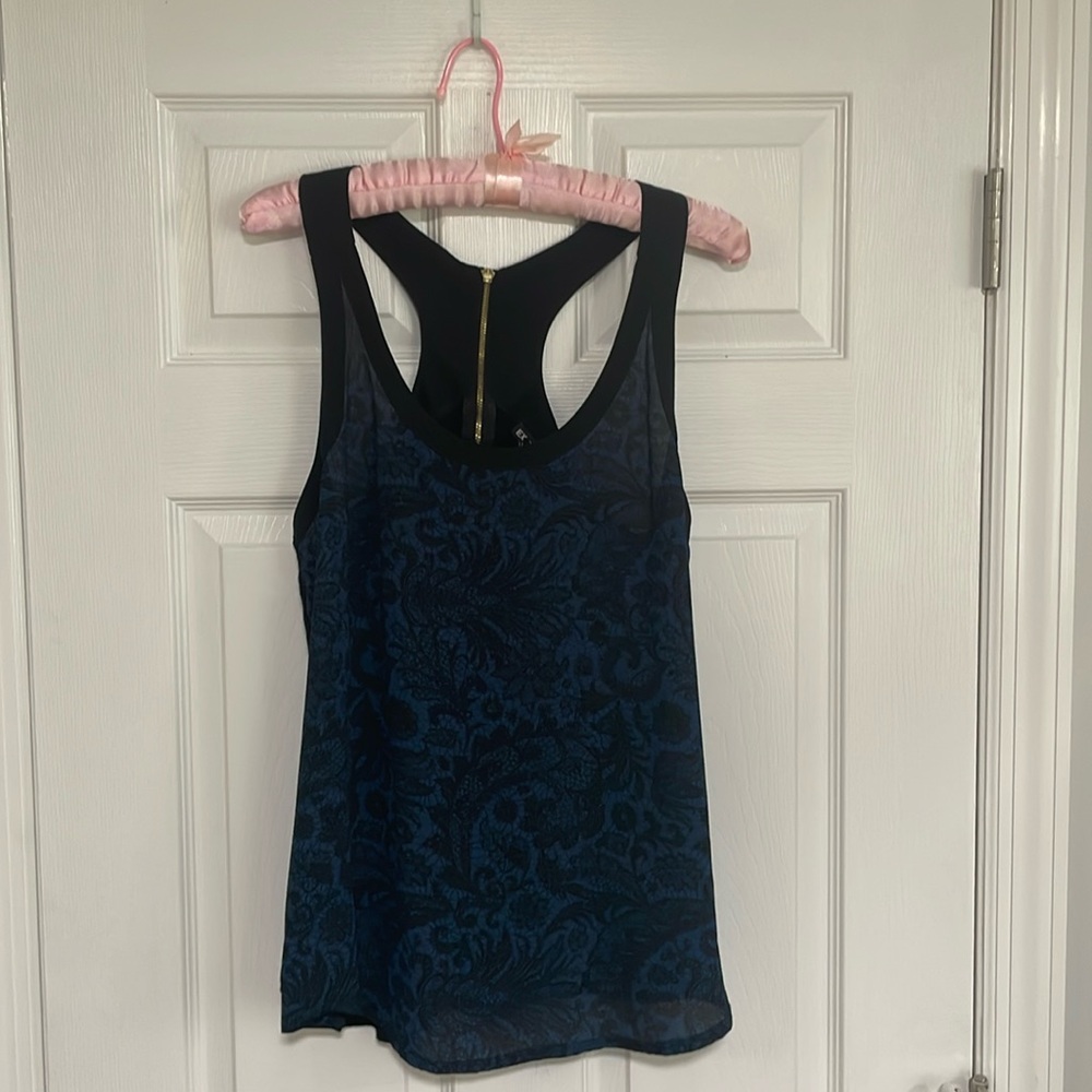 Express racerback party top